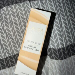 Laura Geller Double Take Liquid Foundation - FAIR